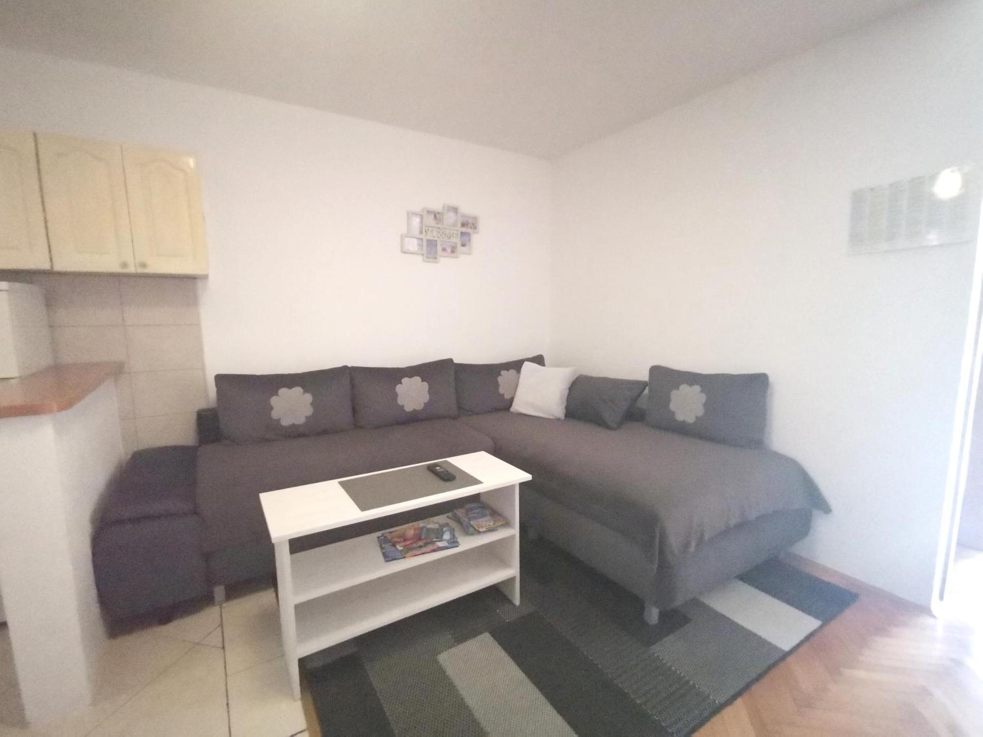 Apartmani Rudelj มาคาร์สกา ภายนอก รูปภาพ