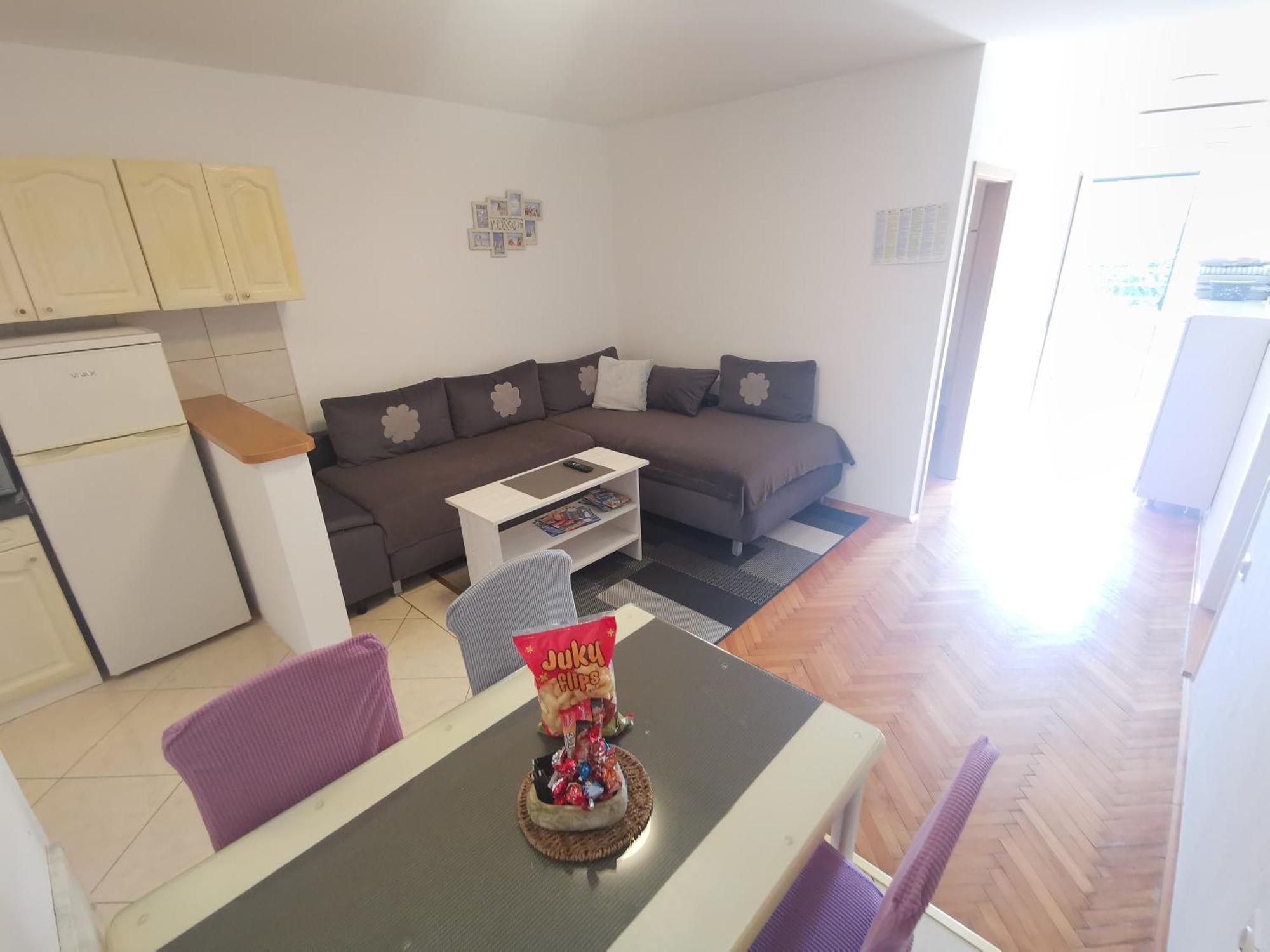 Apartmani Rudelj มาคาร์สกา ภายนอก รูปภาพ