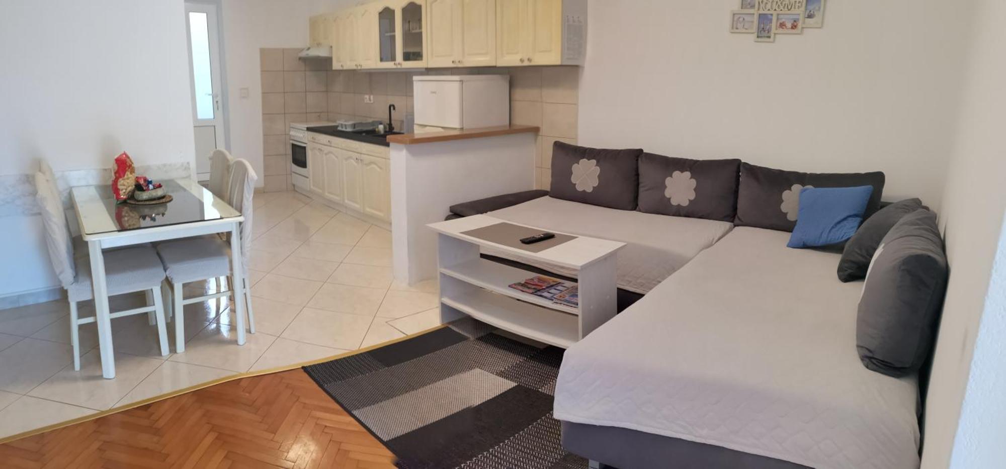 Apartmani Rudelj มาคาร์สกา ภายนอก รูปภาพ