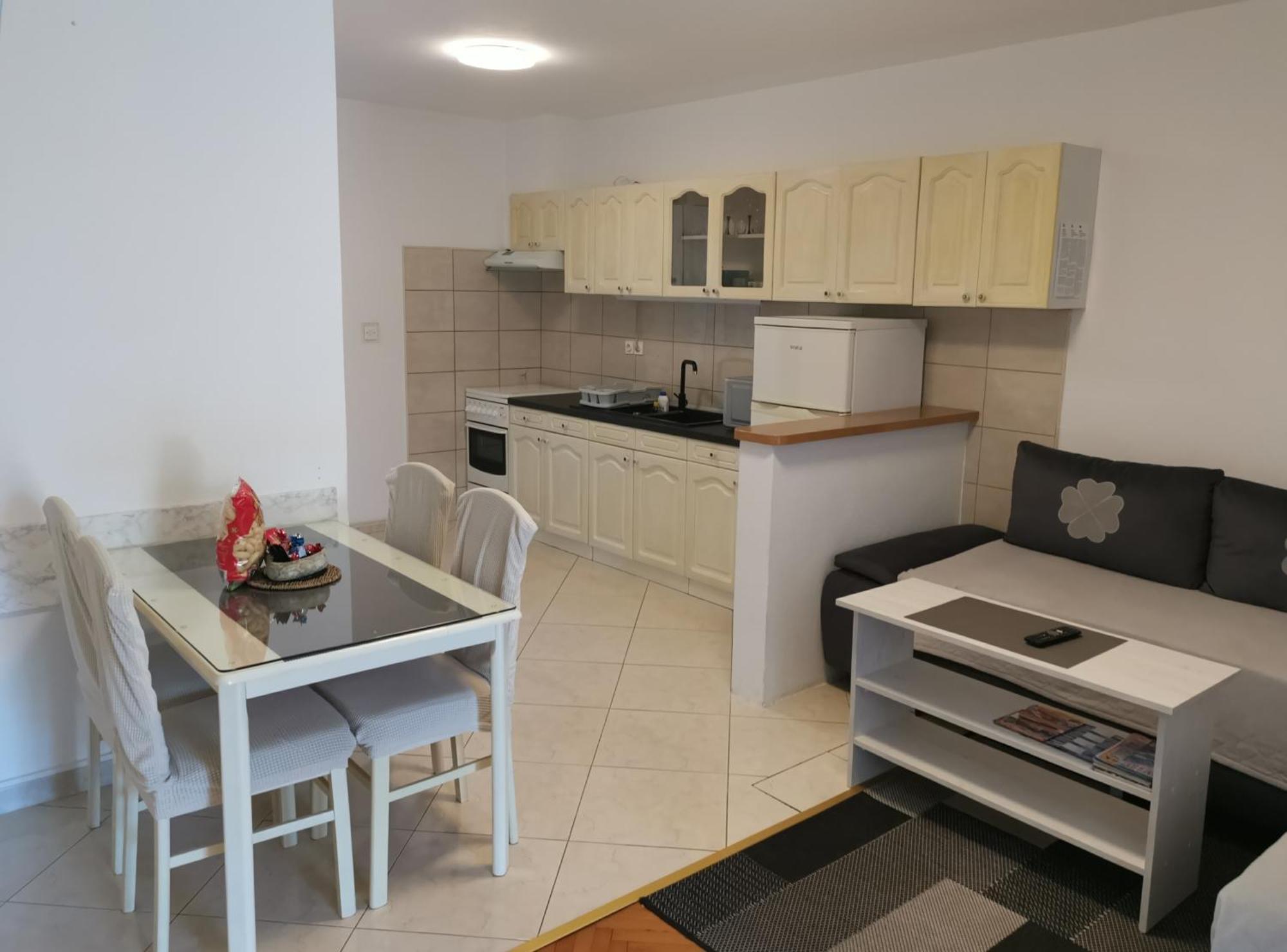 Apartmani Rudelj มาคาร์สกา ภายนอก รูปภาพ