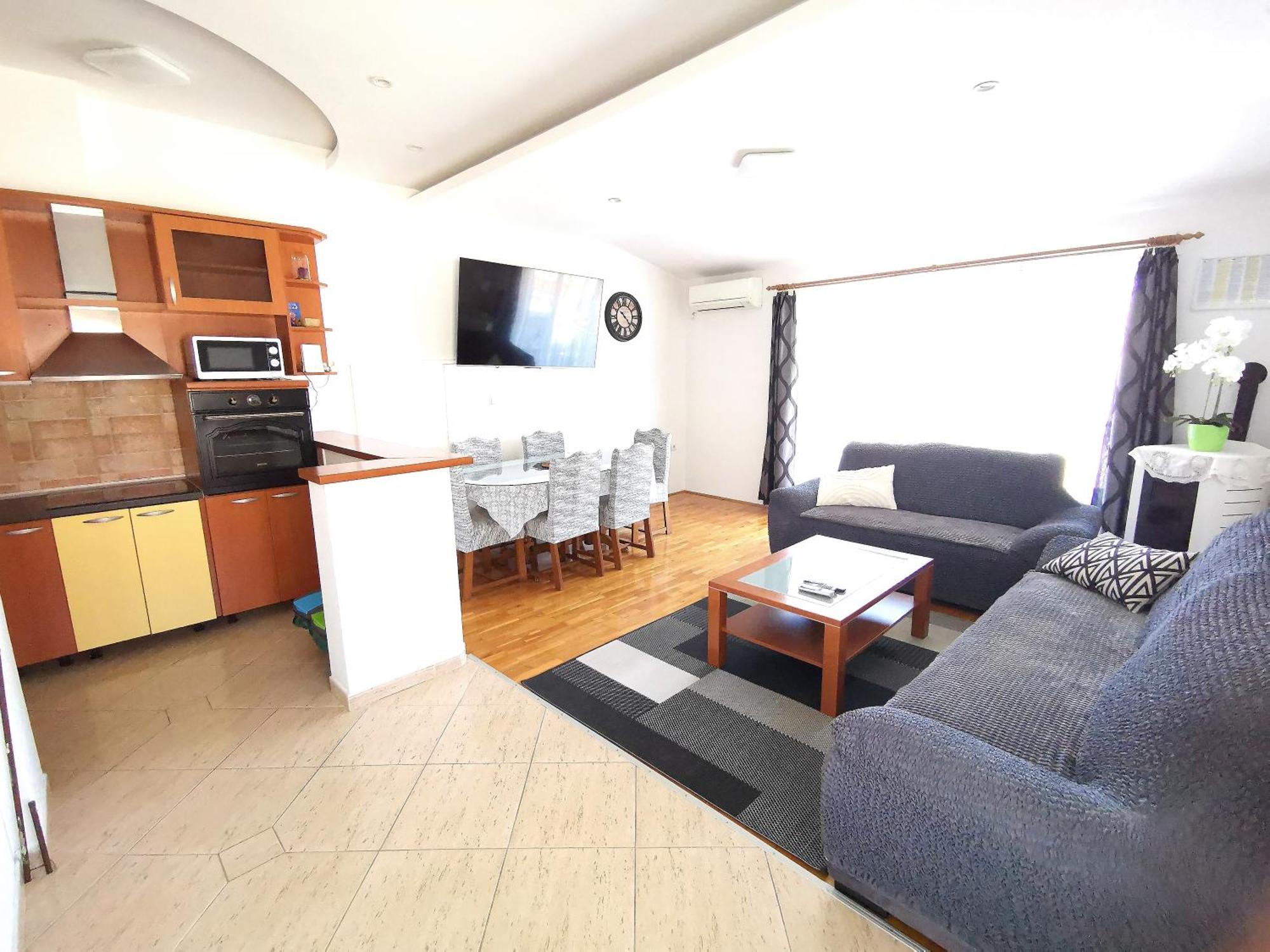 Apartmani Rudelj มาคาร์สกา ภายนอก รูปภาพ