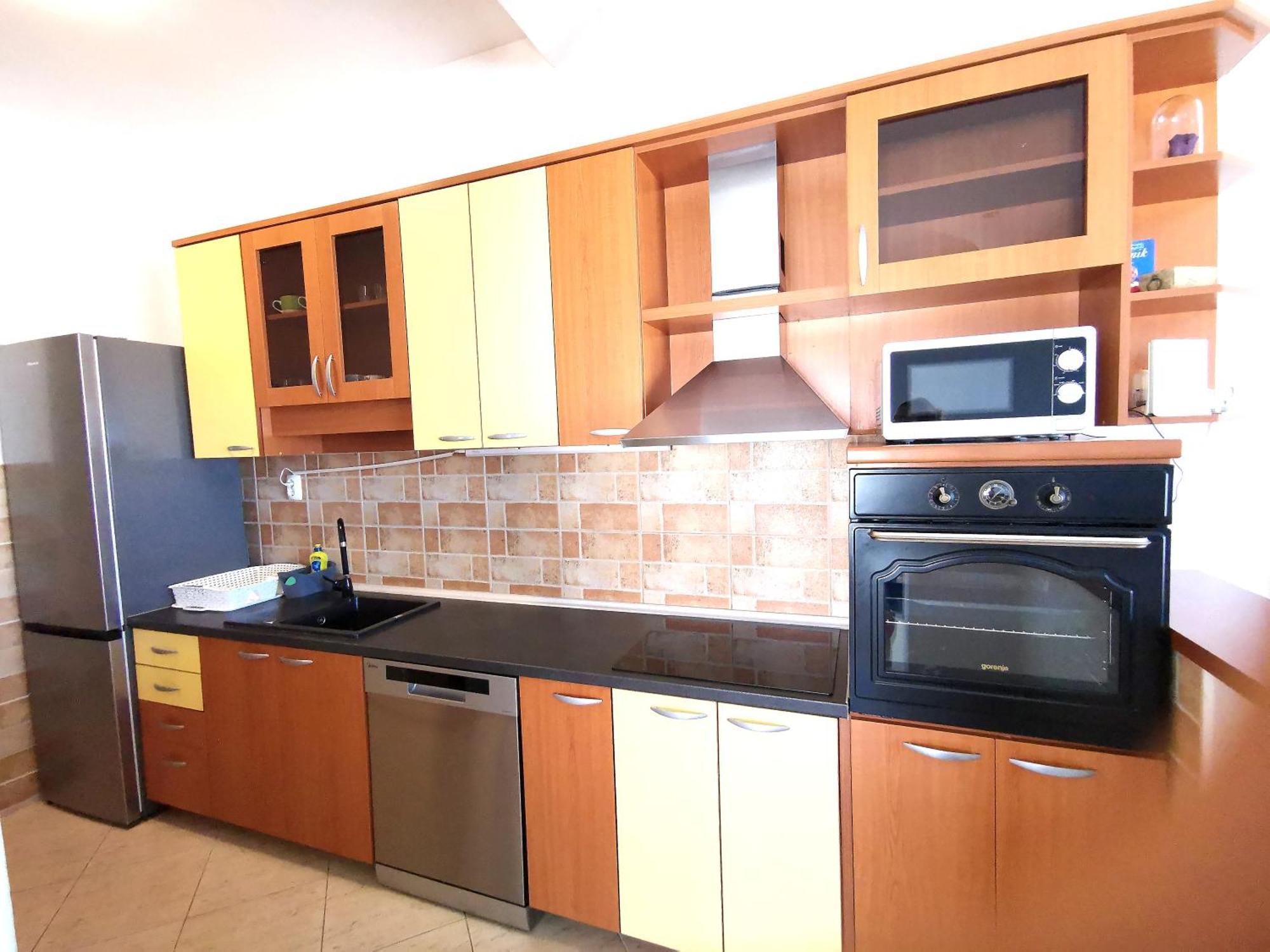 Apartmani Rudelj มาคาร์สกา ภายนอก รูปภาพ